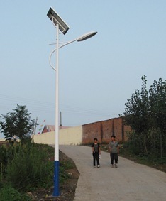 聊城太陽能燈與太陽能路燈 采購指南與鄭州光之華燈具介紹